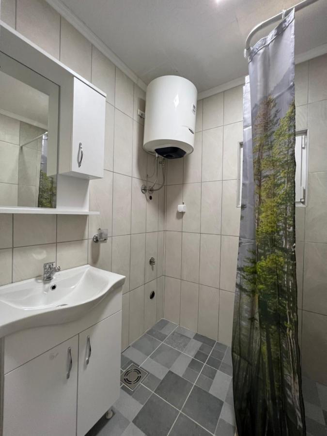Hidden Villa Apartments Kotor Exterior photo